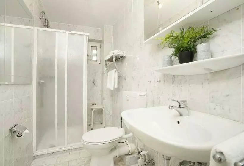 Strandallee 92b, Wohnung 18