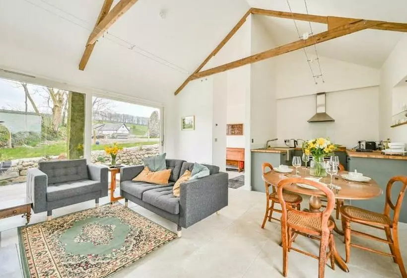 Cosy Rural Barn With Private Garden & Forest   The Cart Barn