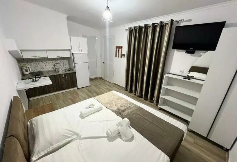 Full Moon Apartments