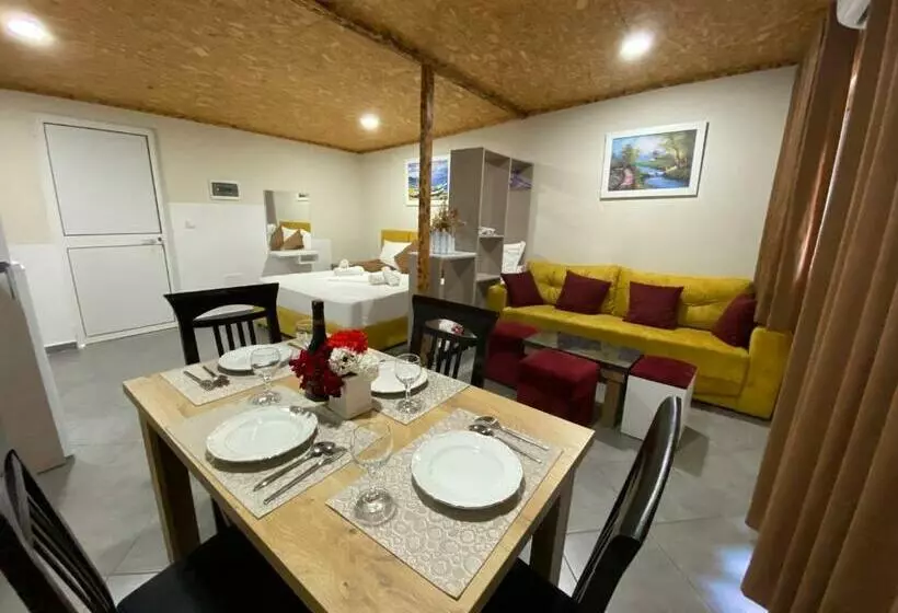 Full Moon Apartments