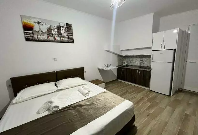 Full Moon Apartments