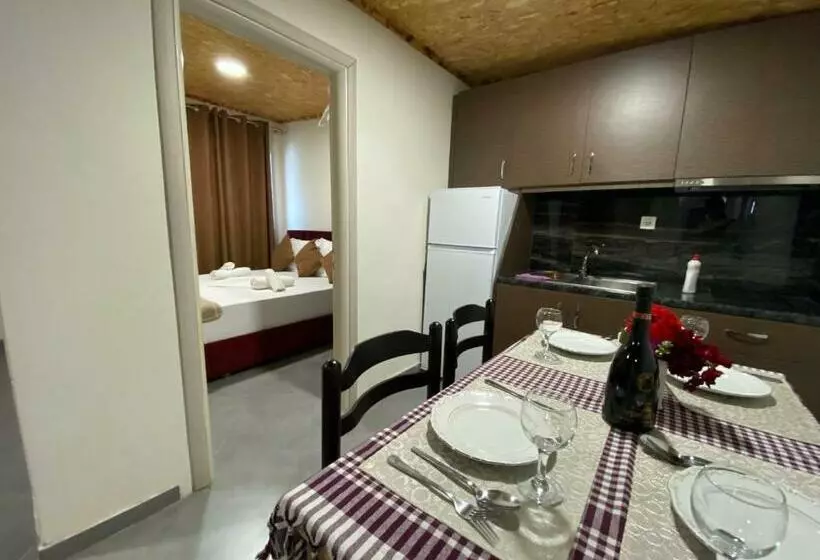 Full Moon Apartments