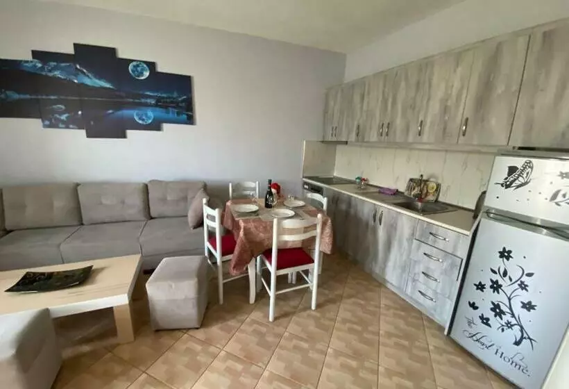 Full Moon Apartments
