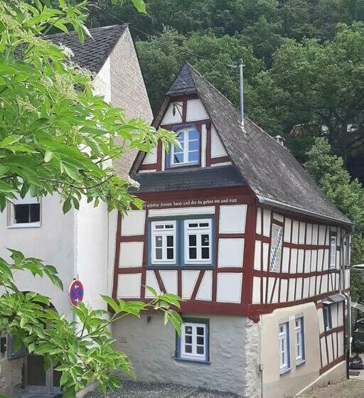 Geschichte Trifft Moderne Fachwerkhaus Bacharach