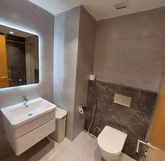 Luxury Studio Damac Tower Amman