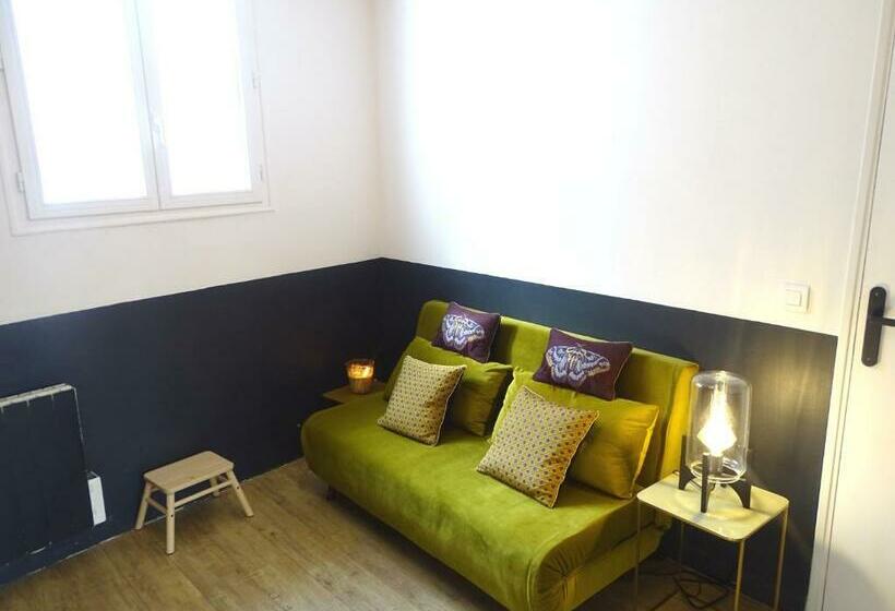 [maison De Ville Proche Plage]  Marseille Catalans