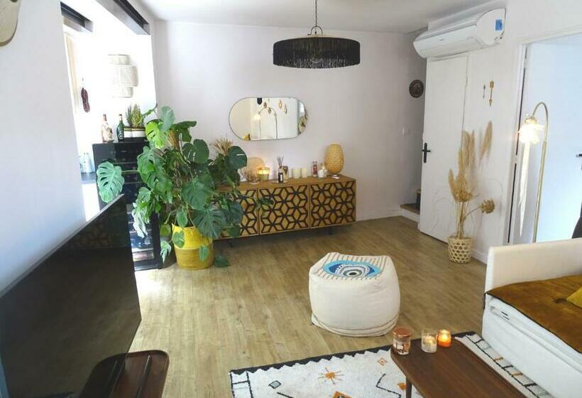 [maison De Ville Proche Plage]  Marseille Catalans