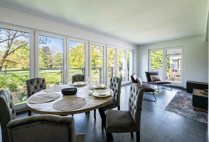 Nells Park Hotel Ferienwohnungen