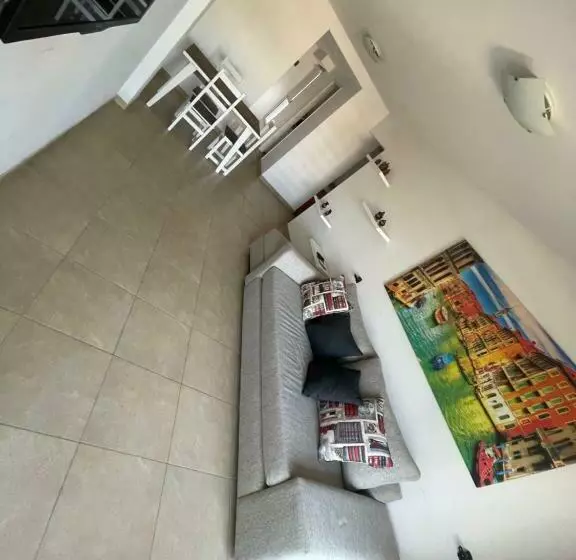 Hermoso Departamento Amueblado En El Centro De Lp