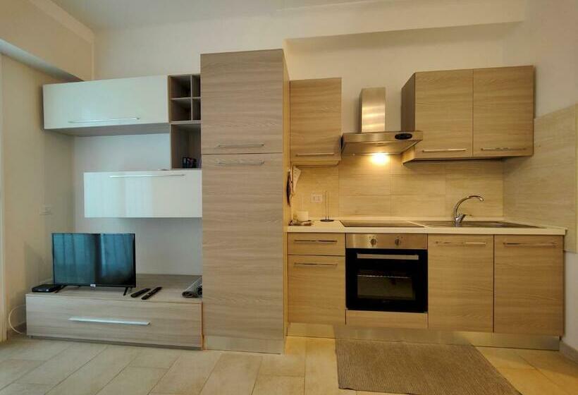 Roma 202 In Laigueglia