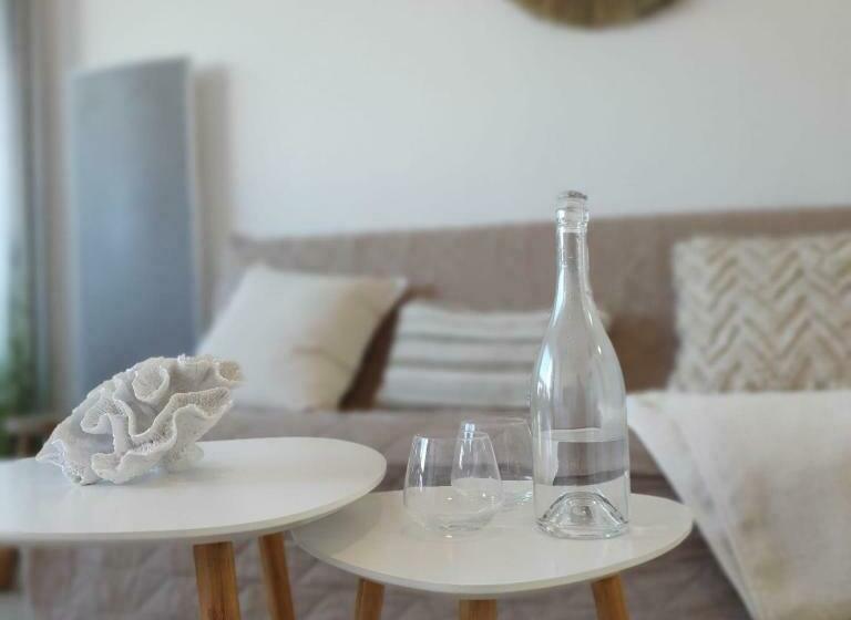 Blue Sky La Grande Motte Studio  Pool 5min Beach  Queensizebed  Wifi