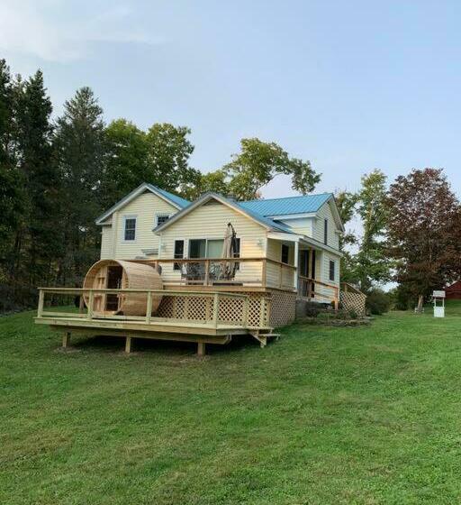Harpersfield House /north West Catskills + Sauna