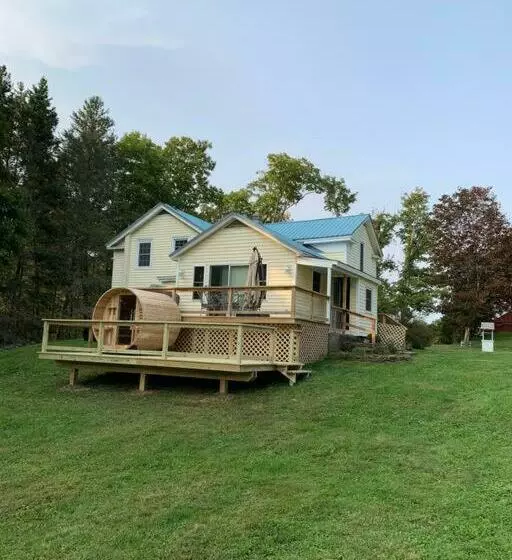 Harpersfield House /north West Catskills + Sauna
