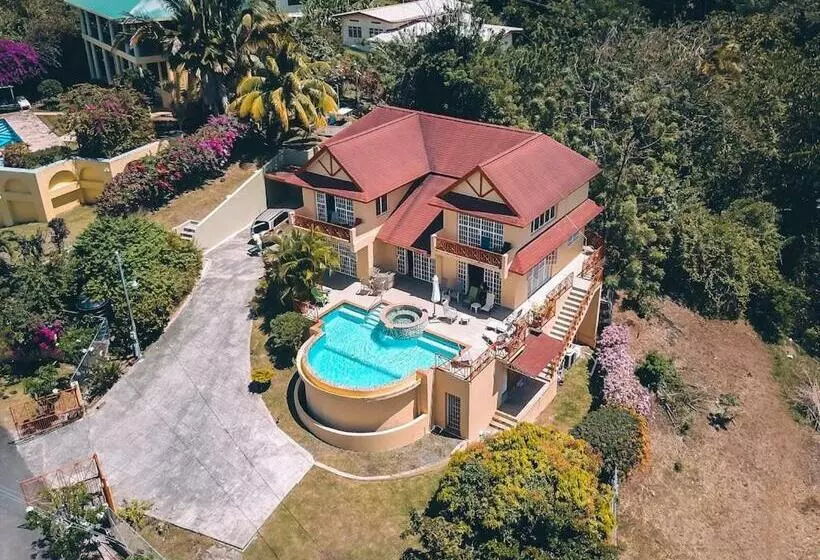 La Jolie   Luxury Ocean View Villa
