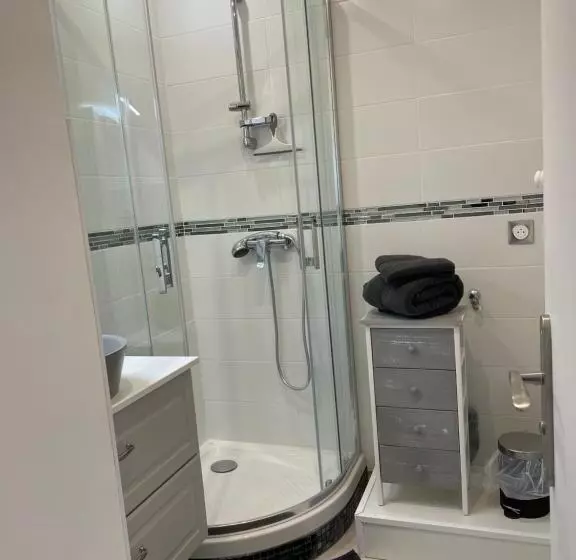 Les Pieds Dans L Eau   Accès Direct à La Plage