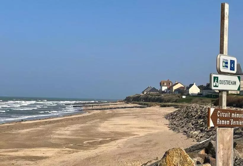 Les Pieds Dans L Eau   Accès Direct à La Plage