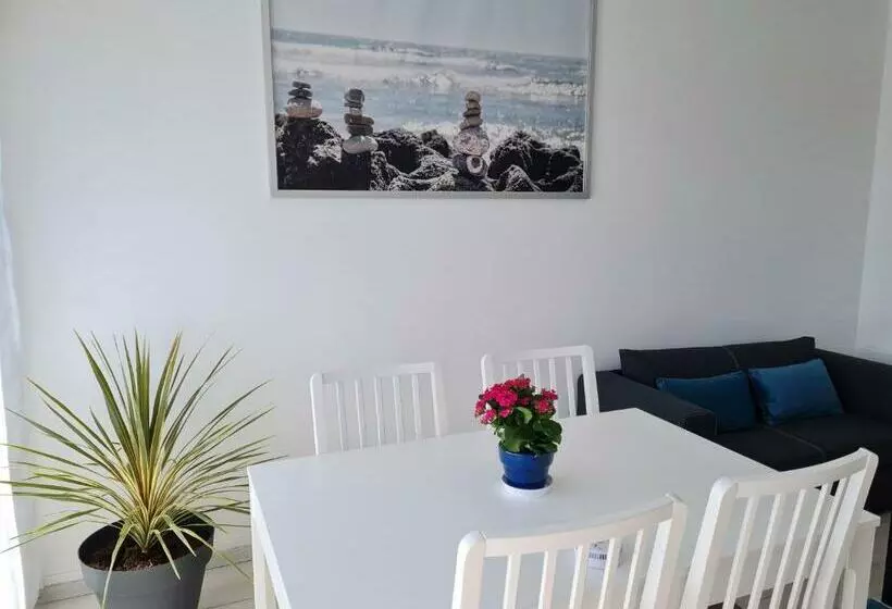 Les Pieds Dans L Eau   Accès Direct à La Plage