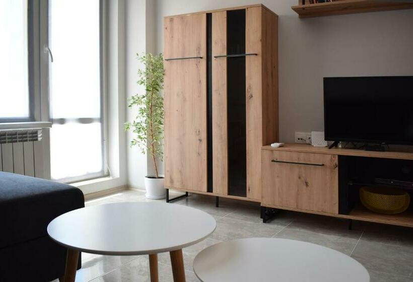 Pirotska 47 Apartment