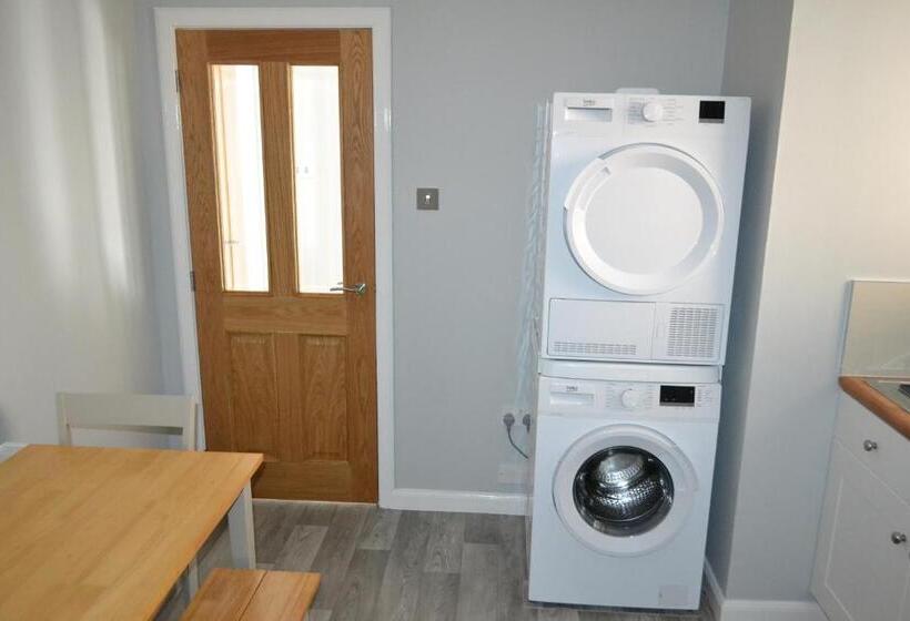 Sea Breeze Apartment Wick