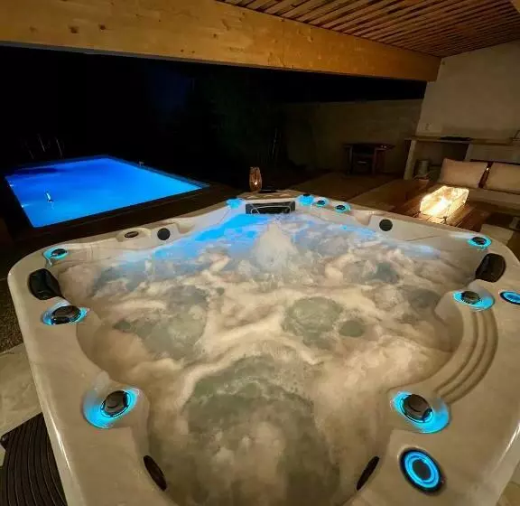 Studio Avec Jacuzzi Et Piscine