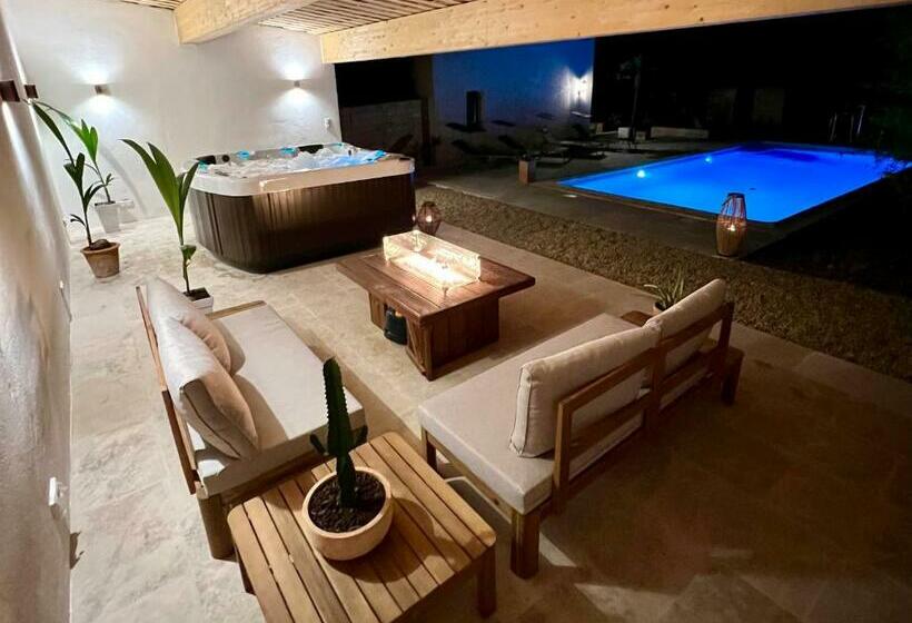 Studio Avec Jacuzzi Et Piscine