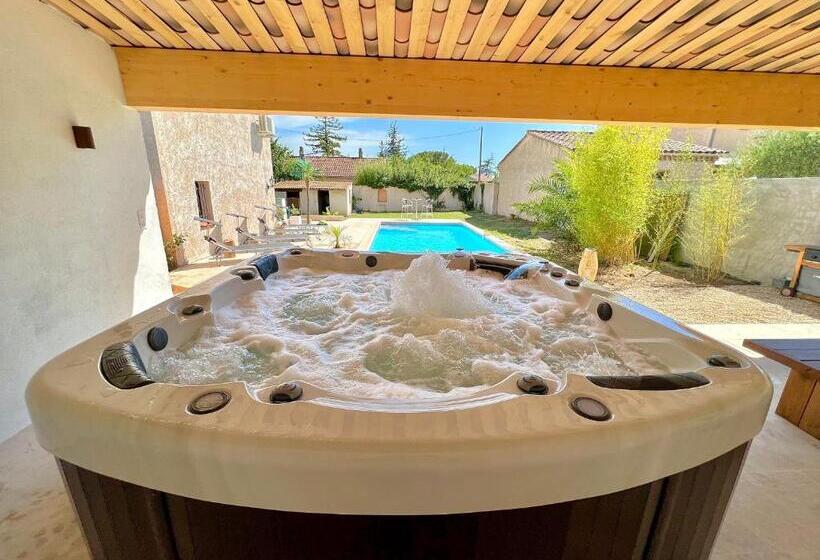 Studio Avec Jacuzzi Et Piscine