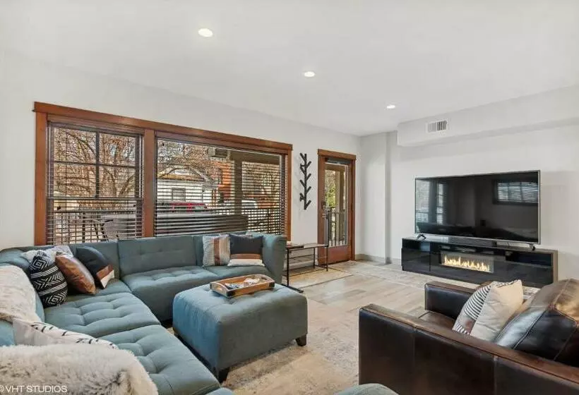 Best Location! Snow Bus8 Min Big Mt30 Min Gnp