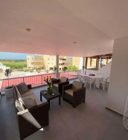 Casa Azzuro   Luxurious Modern Apartment Kapparis