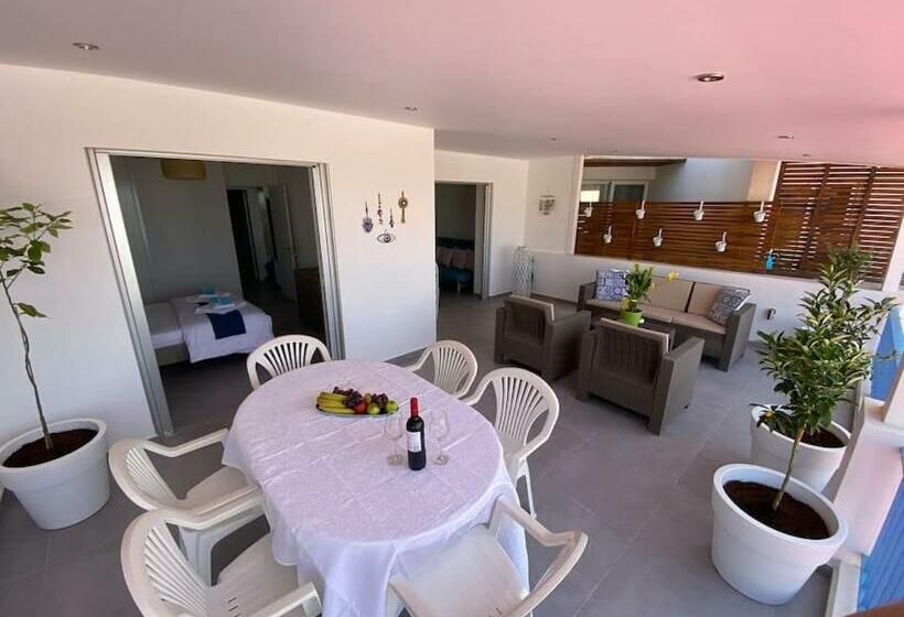 Casa Azzuro   Luxurious Modern Apartment Kapparis