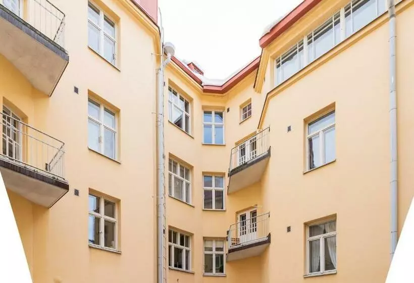 Kaunis Ja Rauhallinen Kaksio Hyvällä Sijainnilla