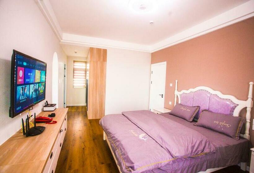 Locals Apartment Place 28