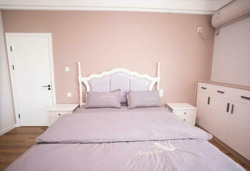 Locals Apartment Place 28