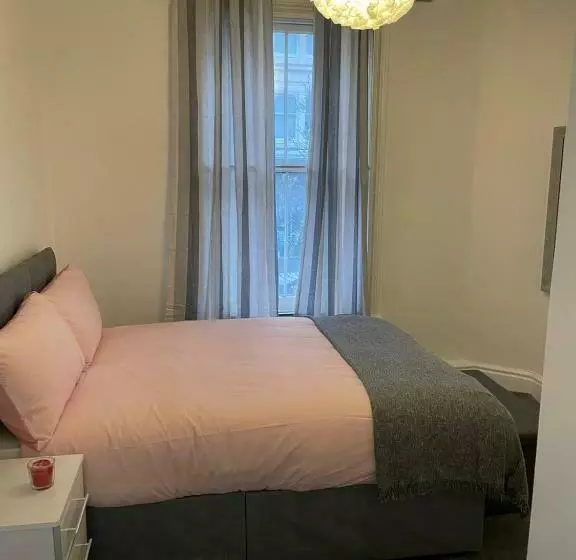 Seymour Place, Hyde Park, Edgware Road London Apartments