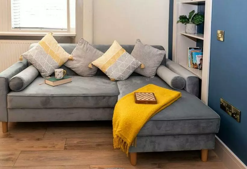 Station View, Dunblane