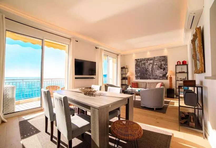 Magnifique Appartement Sur La Plage Près Du Centre   Palais De La Plage