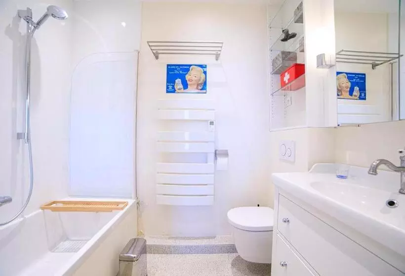 Magnifique Appartement Sur La Plage Près Du Centre   Palais De La Plage