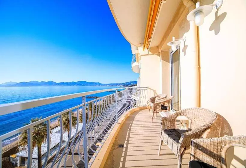 Magnifique Appartement Sur La Plage Près Du Centre   Palais De La Plage