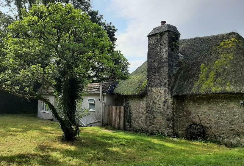 Quintessential, Secluded South Devon Cottage