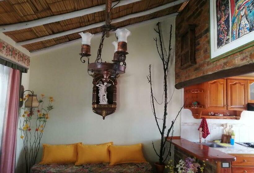 Ritacuba   Guest House