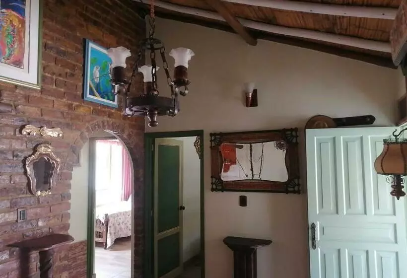 Ritacuba   Guest House