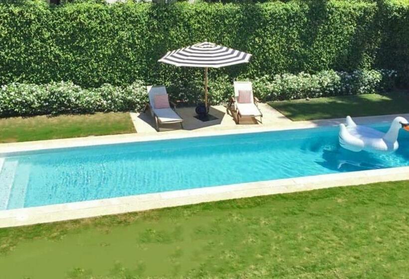 Villa Naomi   Luxury Design New Home