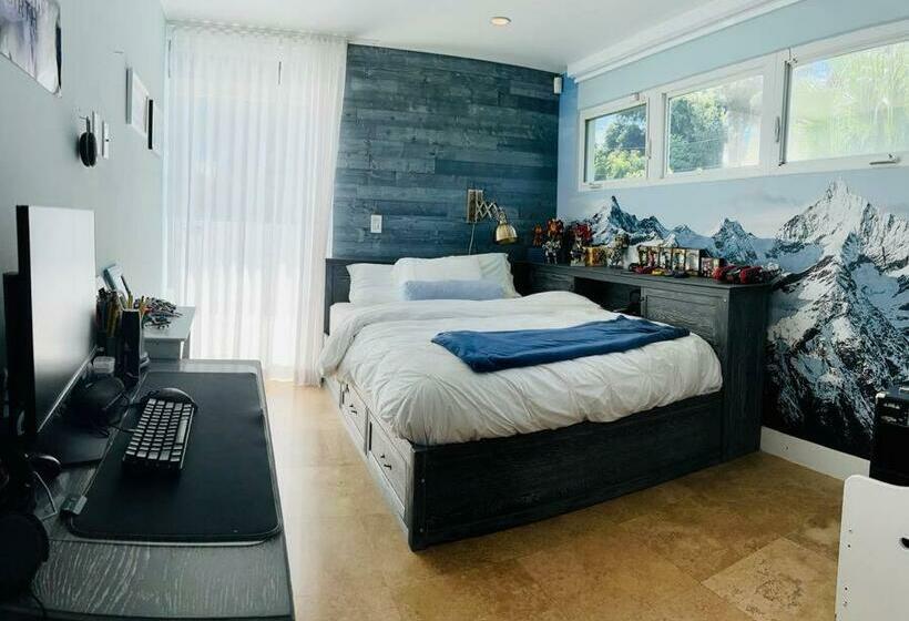 Villa Naomi   Luxury Design New Home