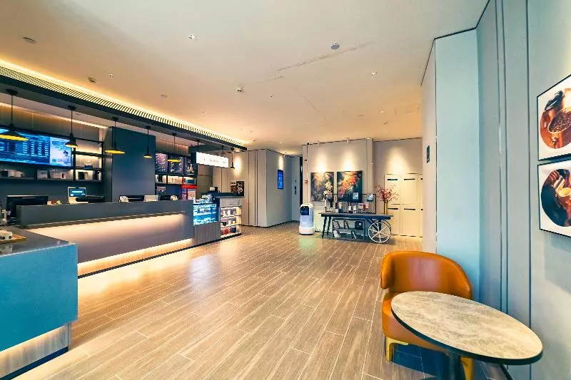 Отель Hanting Qingdao Shandong Road