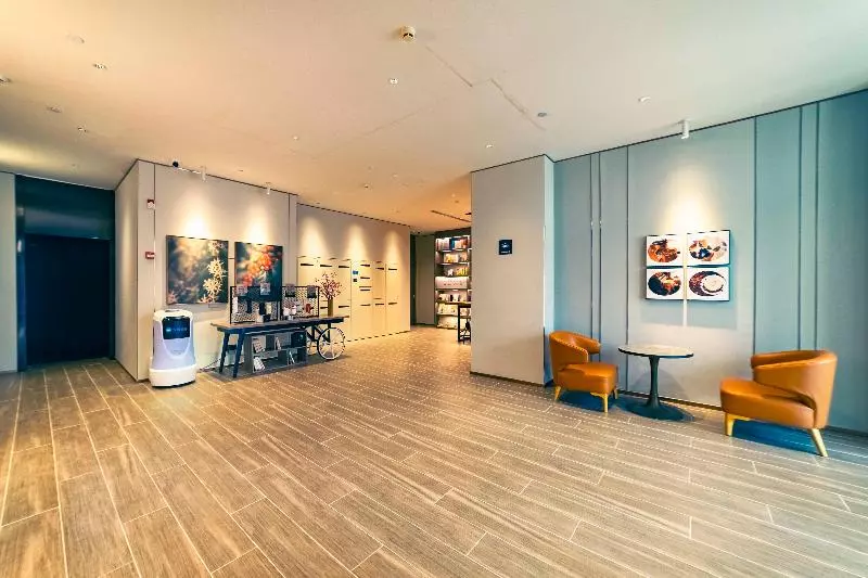 Отель Hanting Qingdao Shandong Road