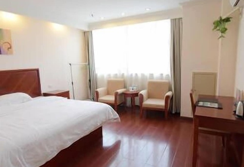 בית מלון כפרי Greentree Inn