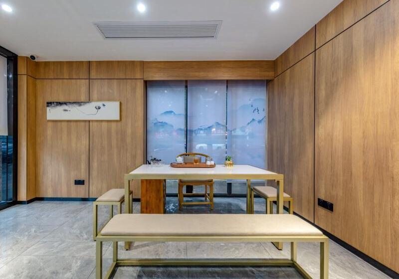 בית מלון כפרי Greentree Inn