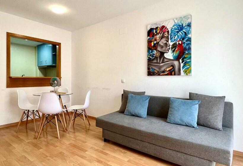 Bonito Apartamento En Cambrils