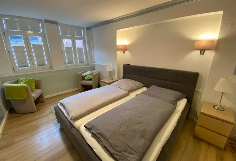 Buxtehude Altstadtwohnung 80qm5 Schlafplätze