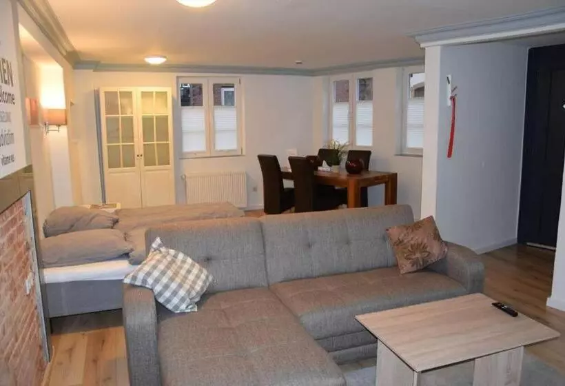 Buxtehude Altstadtwohnung 80qm5 Schlafplätze