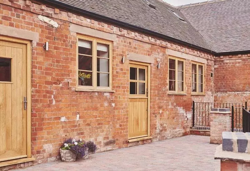 Cleeton Cottage